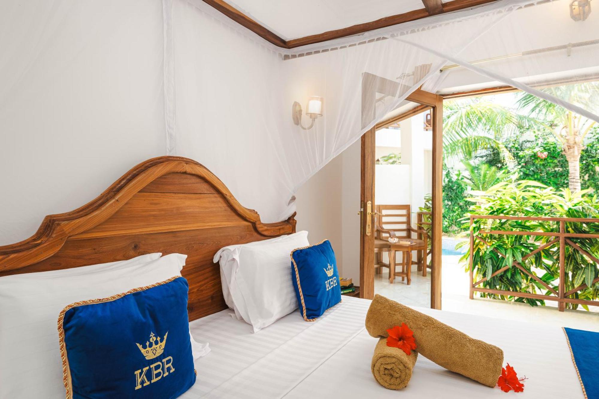 Karibu Beach Resort Понґве Екстер'єр фото